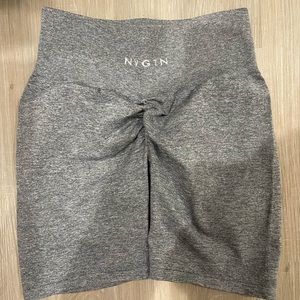 Grey speckled nvgtn seamless scrunch shorts